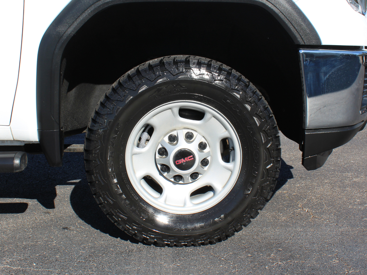 GMC Sierra 2500HD Pro Double Cab 4WD LB 2023