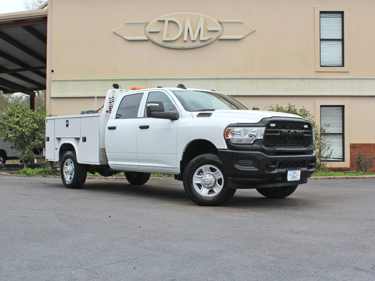 RAM 3500 Tradesman Crew Cab 4WD 2023