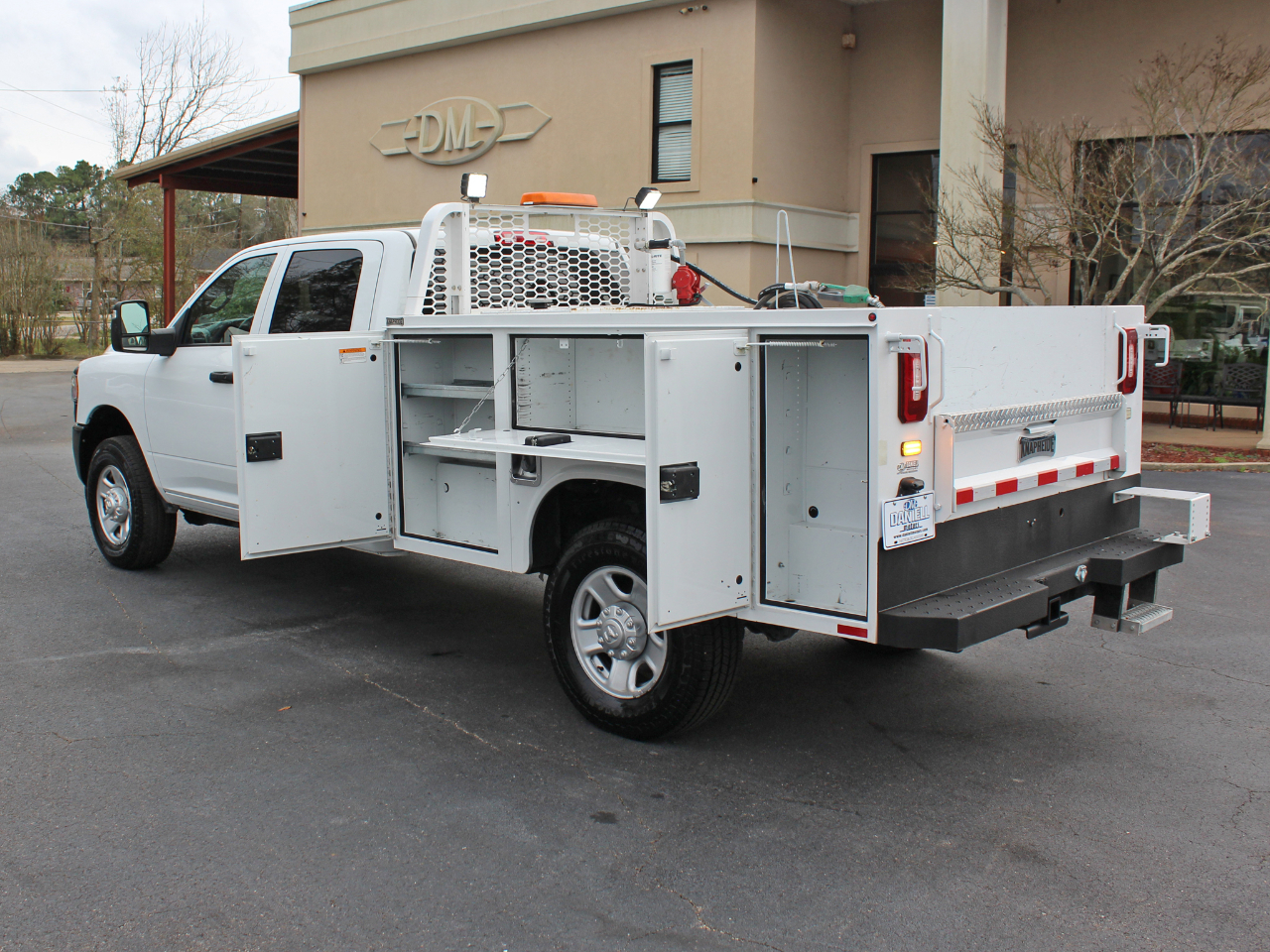 RAM 3500 Tradesman Crew Cab 4WD 2023