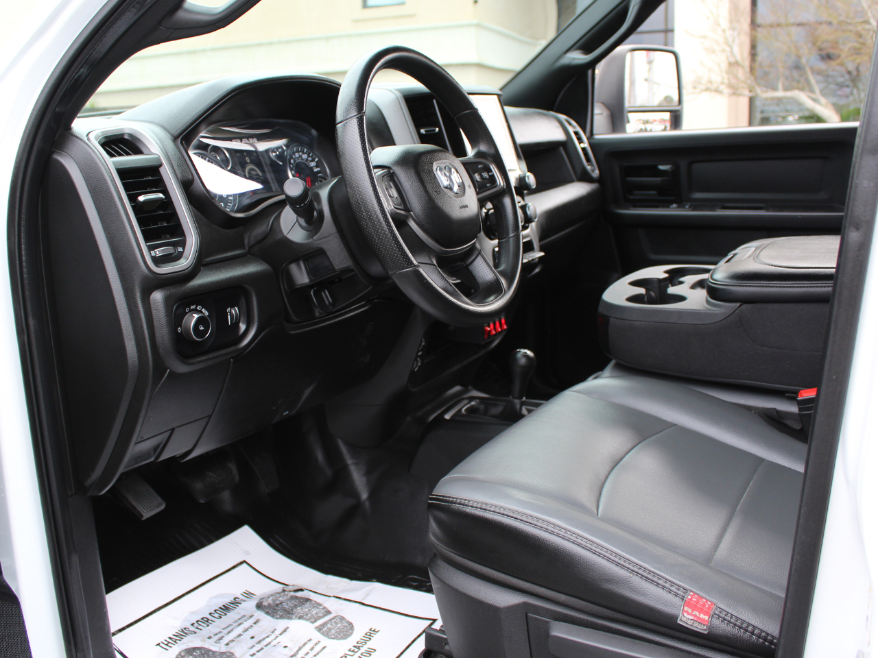 RAM 3500 Tradesman Crew Cab 4WD 2023