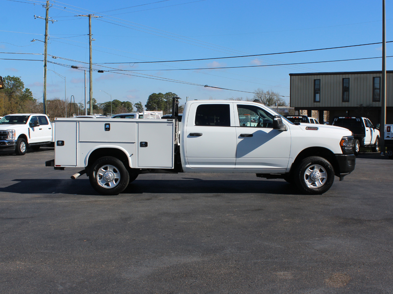 RAM 3500 ST Crew Cab LWB 4WD 2023