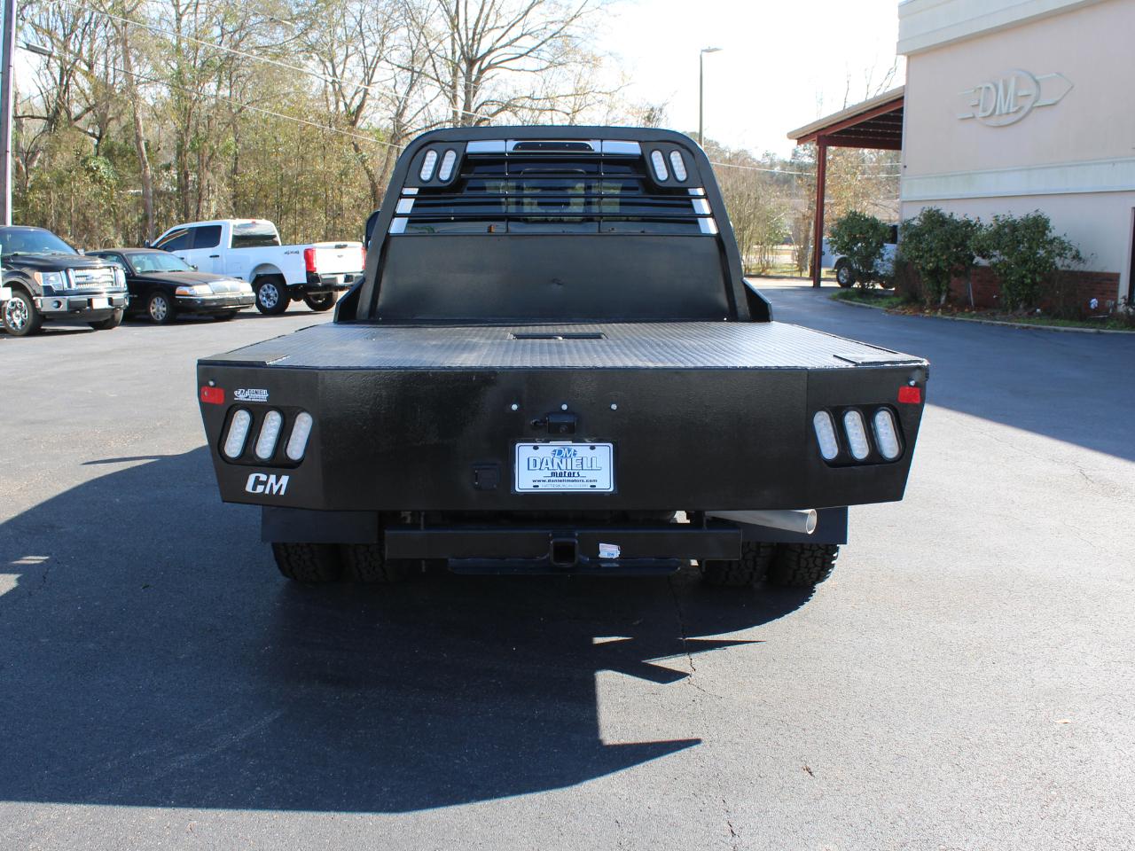 Ford F-350 SD XL Crew Cab Long Bed DRW 4WD 2024