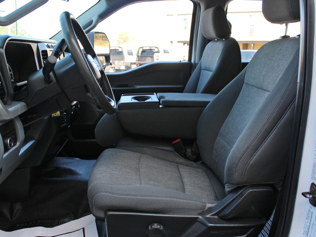 Ford F-350 SD XL Crew Cab Long Bed DRW 4WD 2024