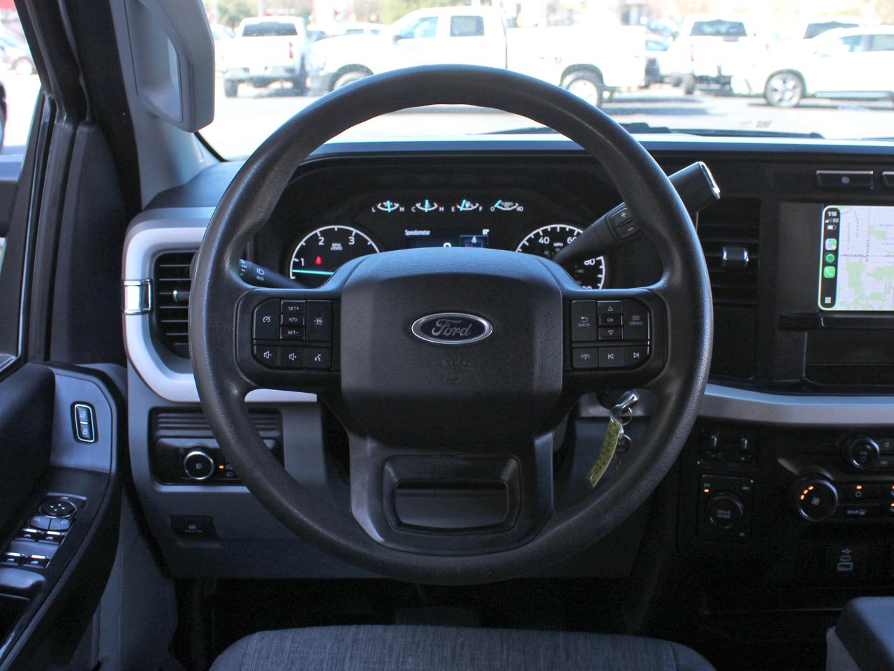 Ford F-350 SD XL Crew Cab Long Bed DRW 4WD 2024