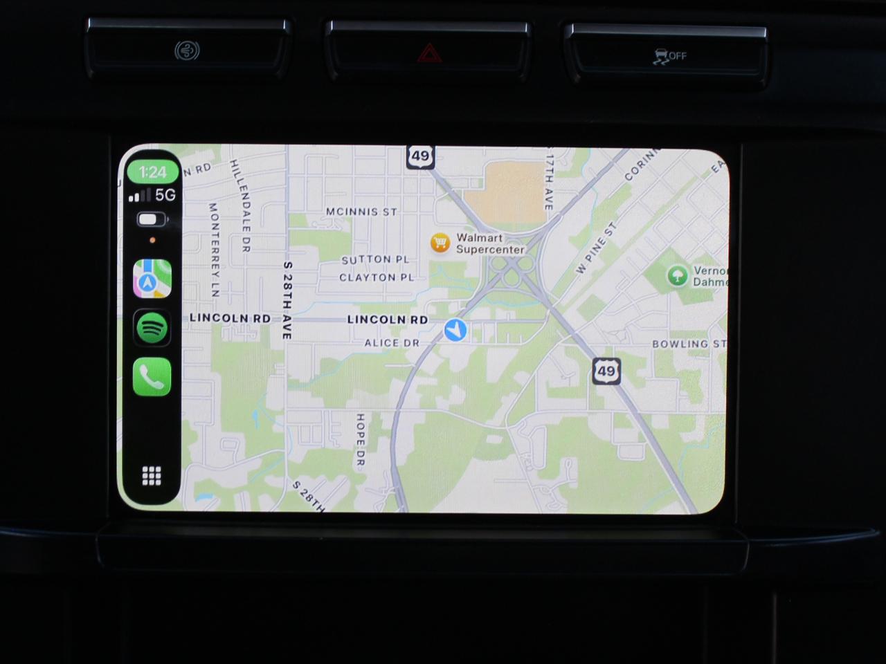 Ford F-350 SD XL Crew Cab Long Bed DRW 4WD 2024