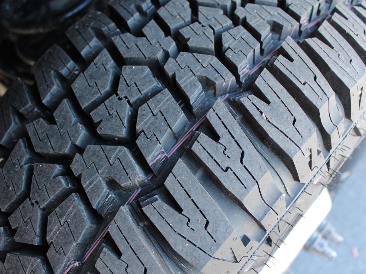 Ford F-350 SD XL Crew Cab Long Bed DRW 4WD 2024