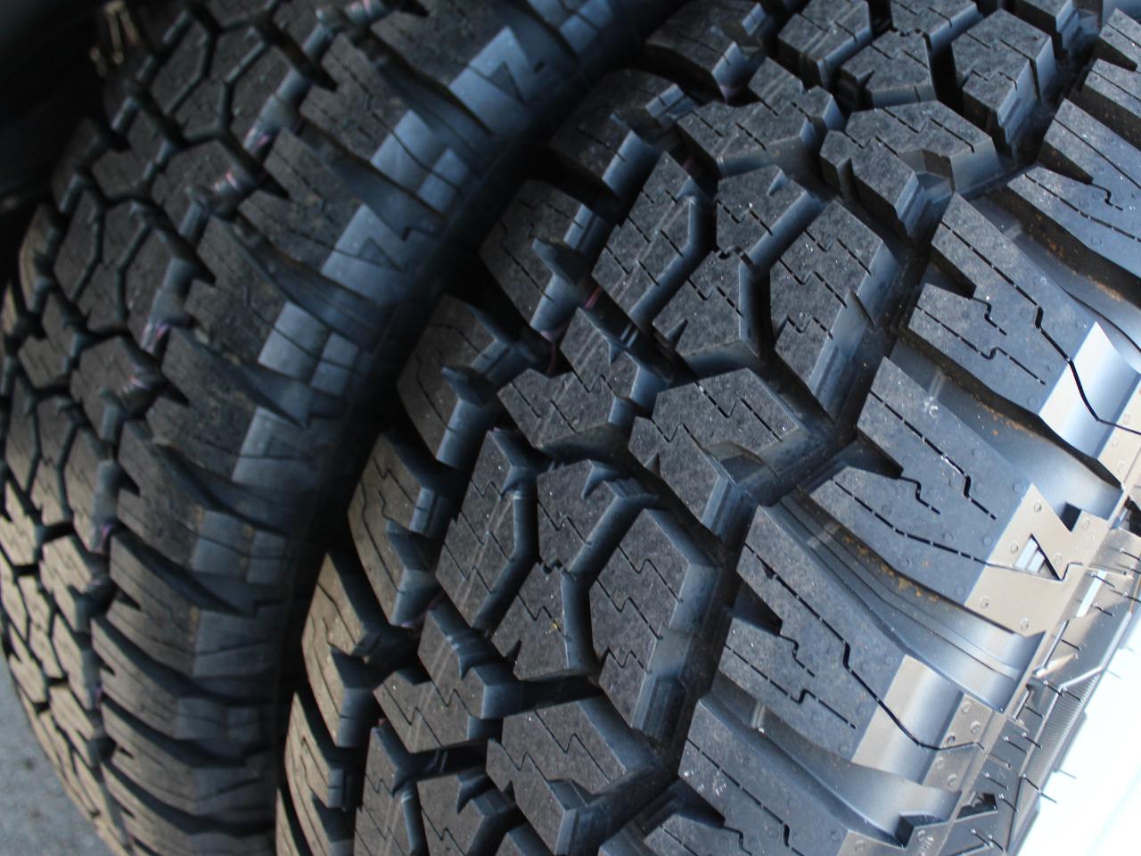 Ford F-350 SD XL Crew Cab Long Bed DRW 4WD 2024