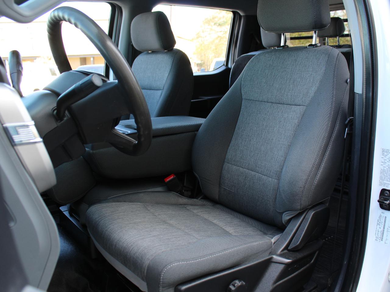 Ford F-350 SD XL Crew Cab Long Bed DRW 4WD 2024
