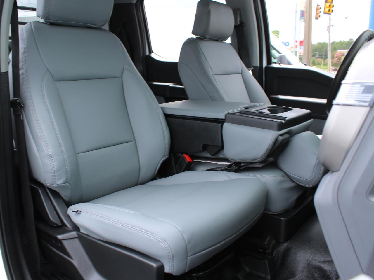 Ford F-350 SD XL Crew Cab Long Bed DRW 4WD 2024