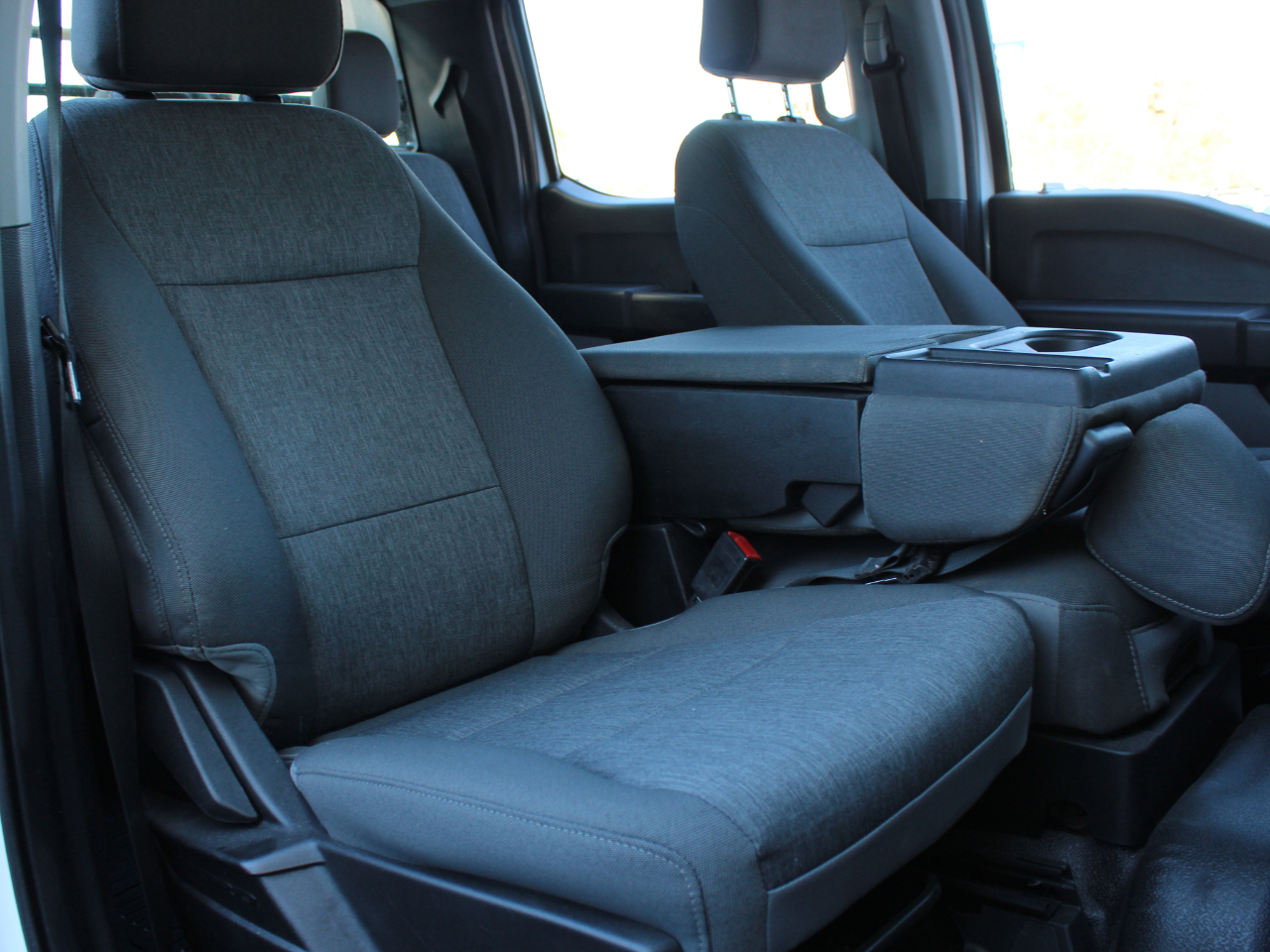 Ford F-350 SD XL Crew Cab Long Bed DRW 4WD 2024