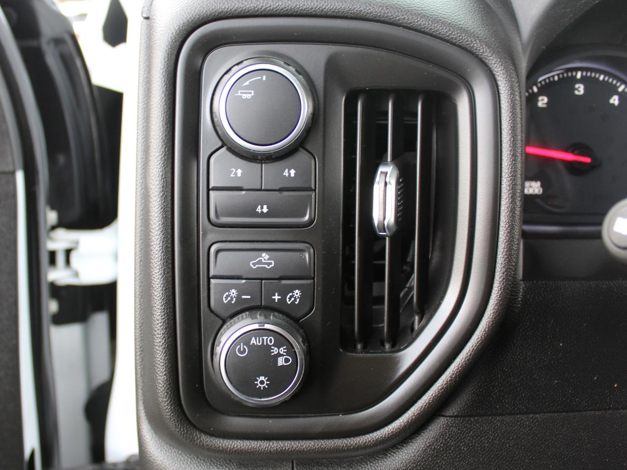 Chevrolet Silverado 2500HD Work Truck Crew Cab Long Box 4WD 2024