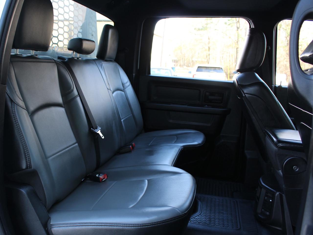 RAM 3500 Tradesman Crew Cab 4WD 2023