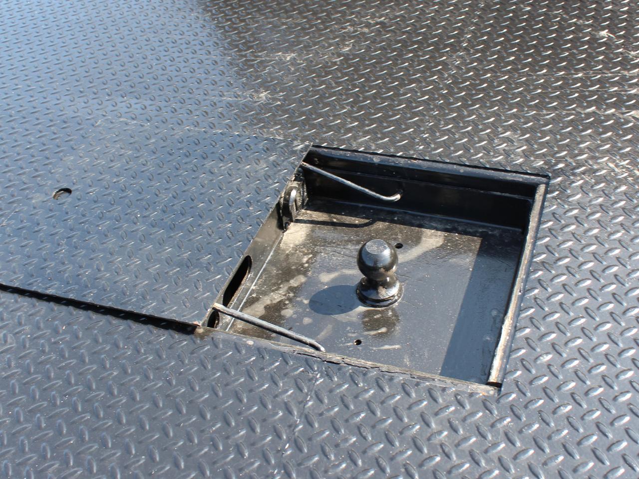 Ford F-350 SD XL Crew Cab Long Bed DRW 4WD 2024