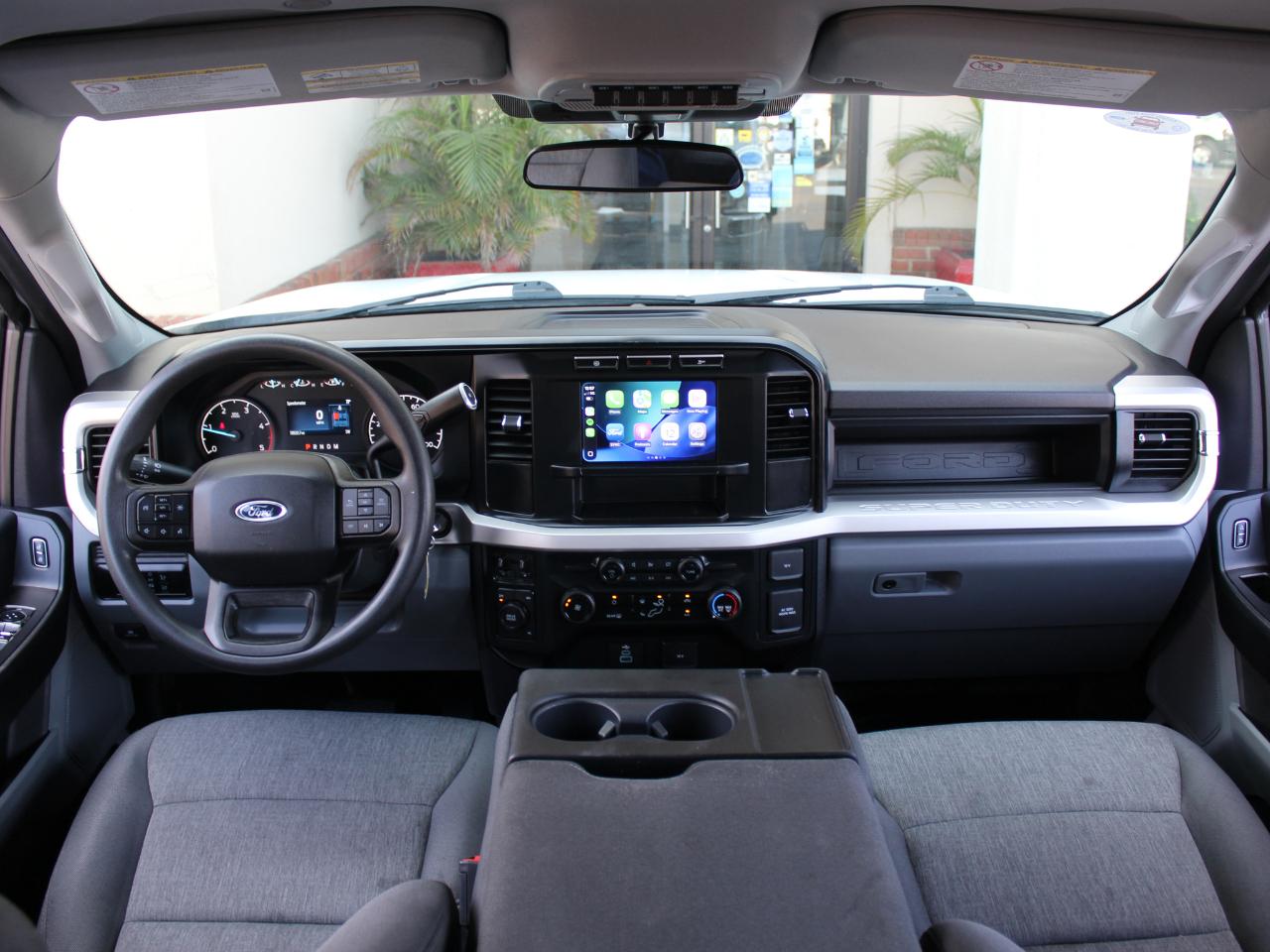 Ford F-350 SD XL Crew Cab Long Bed DRW 4WD 2024