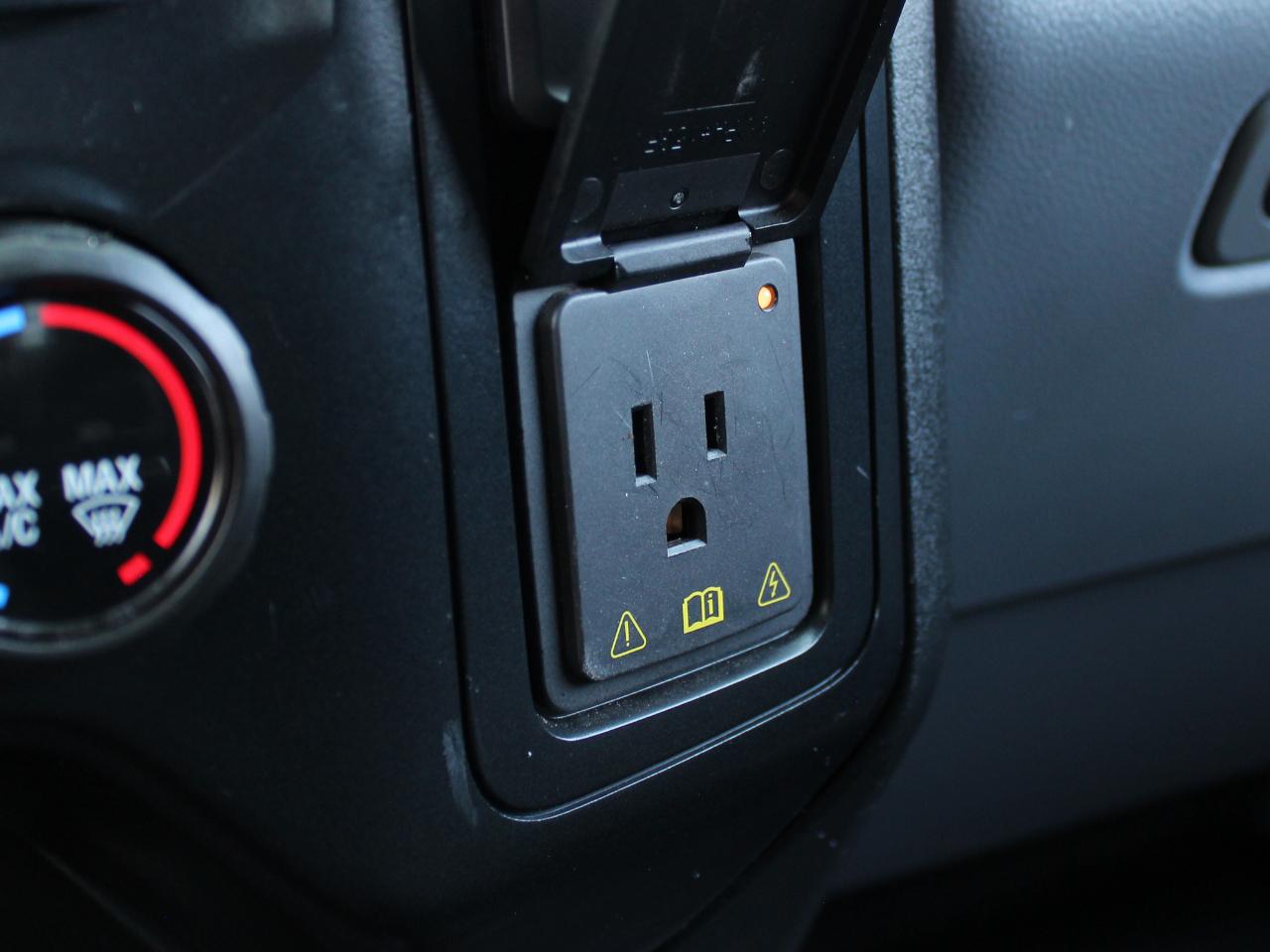 Ford F-350 SD XL Crew Cab Long Bed DRW 4WD 2024