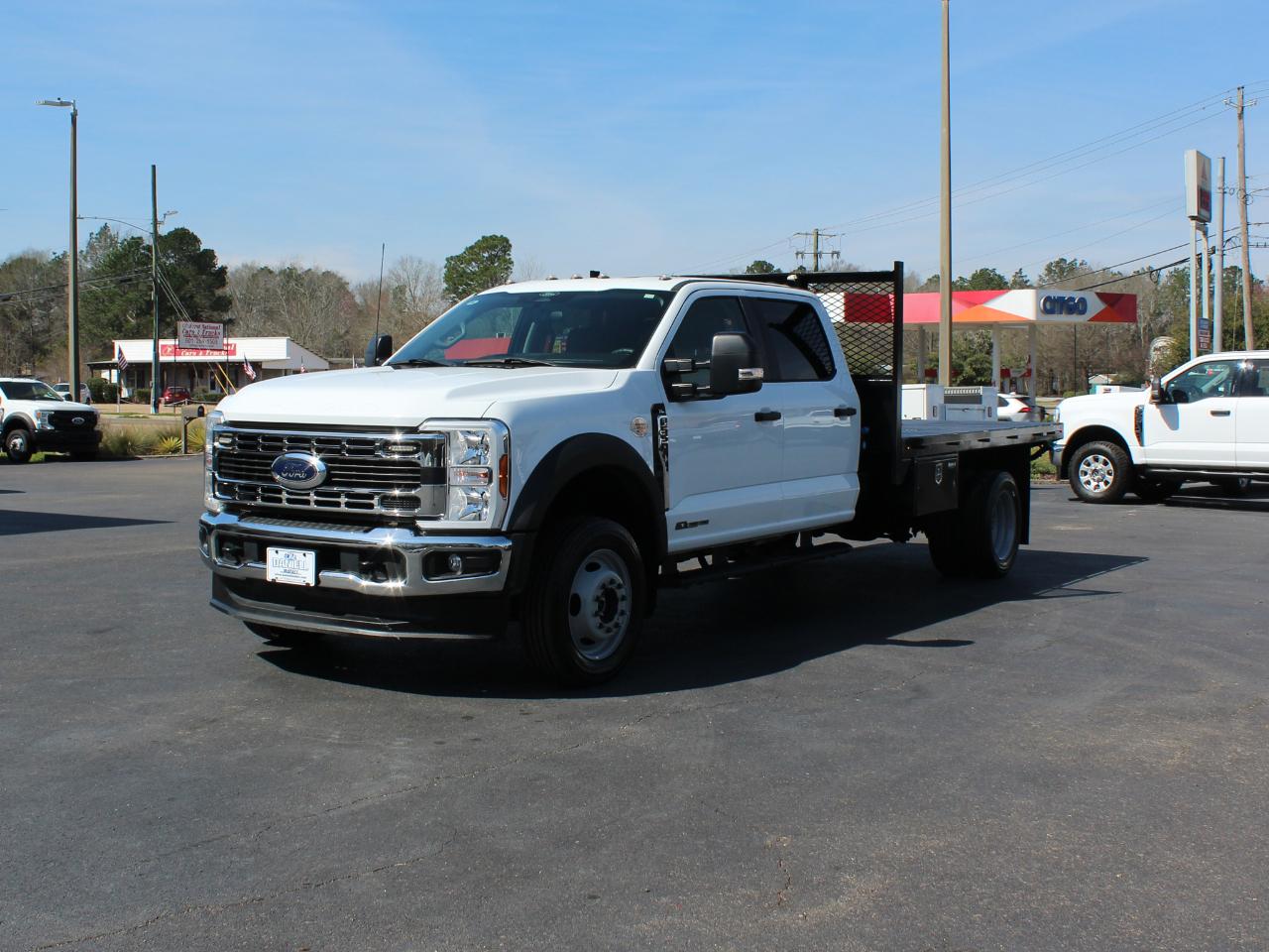 Ford F-550 Crew Cab DRW 4WD 2024
