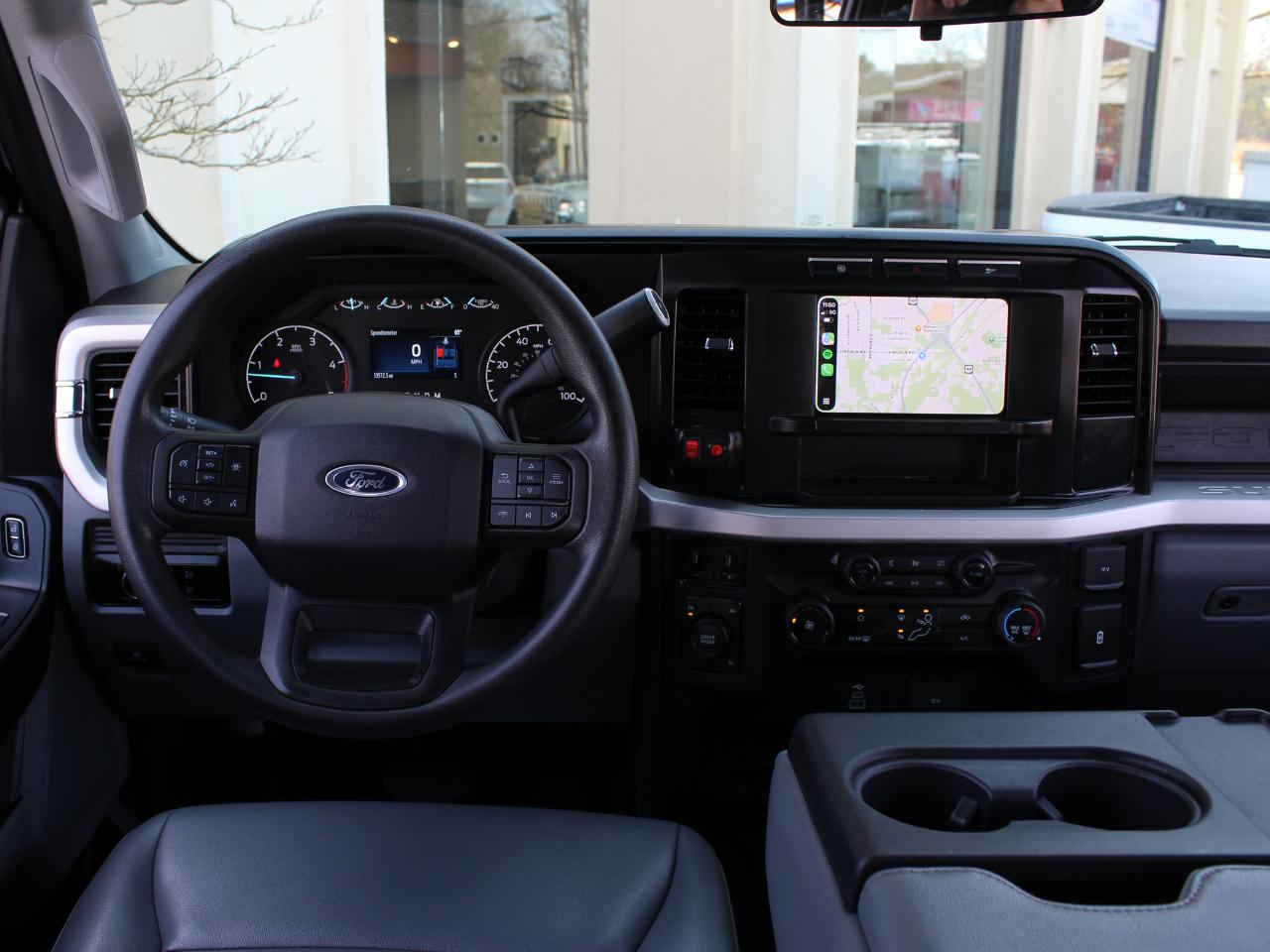 Ford F-550 Crew Cab DRW 4WD 2024