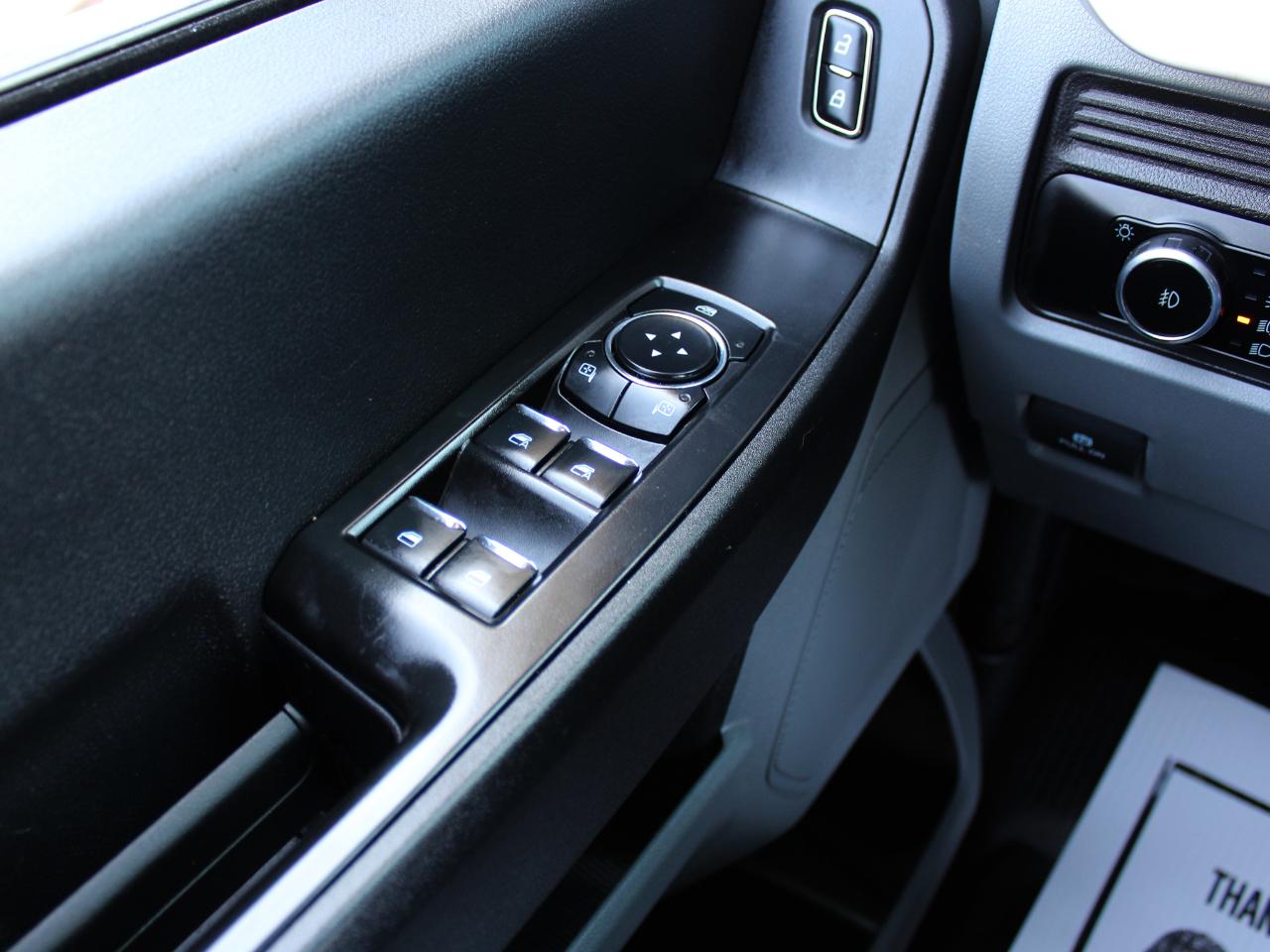 Ford F-550 Crew Cab DRW 4WD 2024