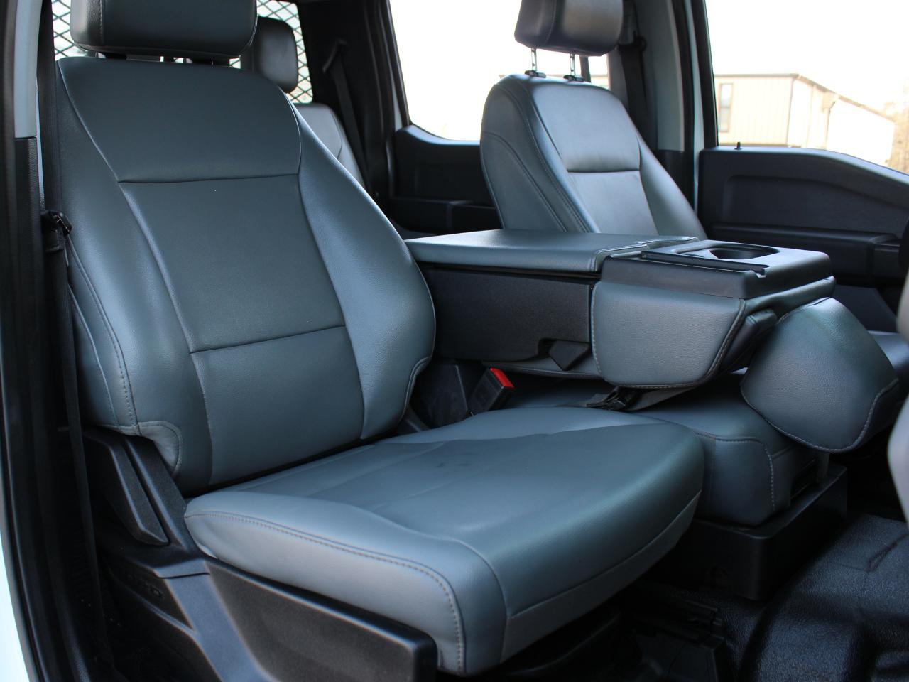 Ford F-550 Crew Cab DRW 4WD 2024