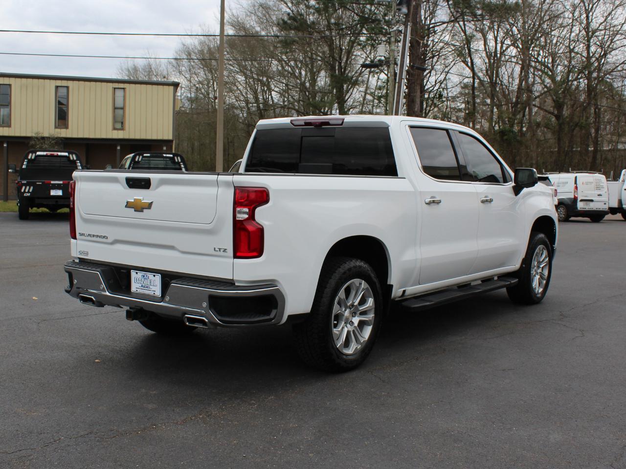 Chevrolet Silverado 1500 LTZ Crew Cab 4WD 2024