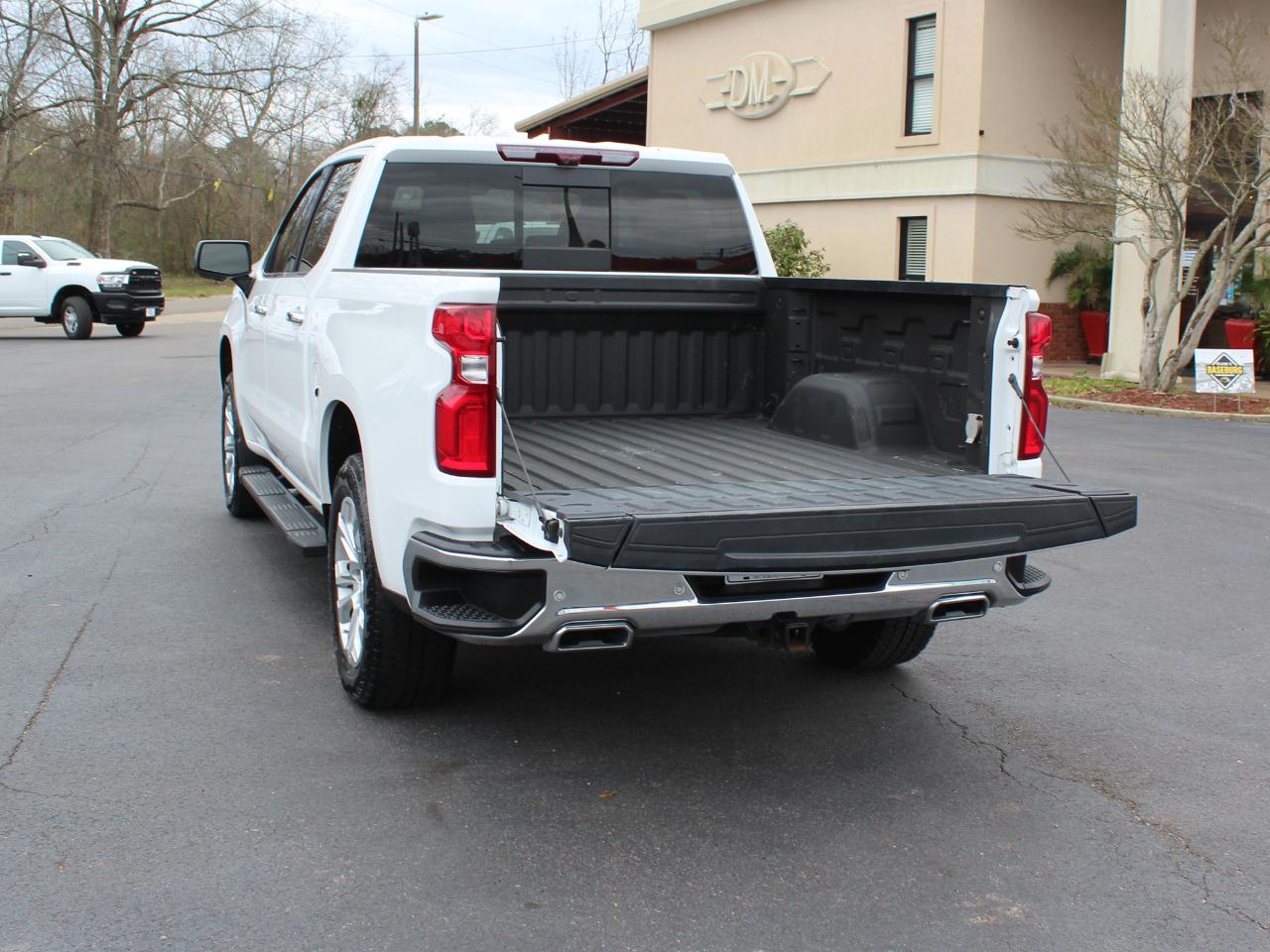 Chevrolet Silverado 1500 LTZ Crew Cab 4WD 2024