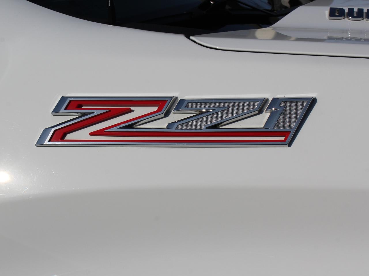 Chevrolet Silverado 1500 LTZ Crew Cab 4WD 2024