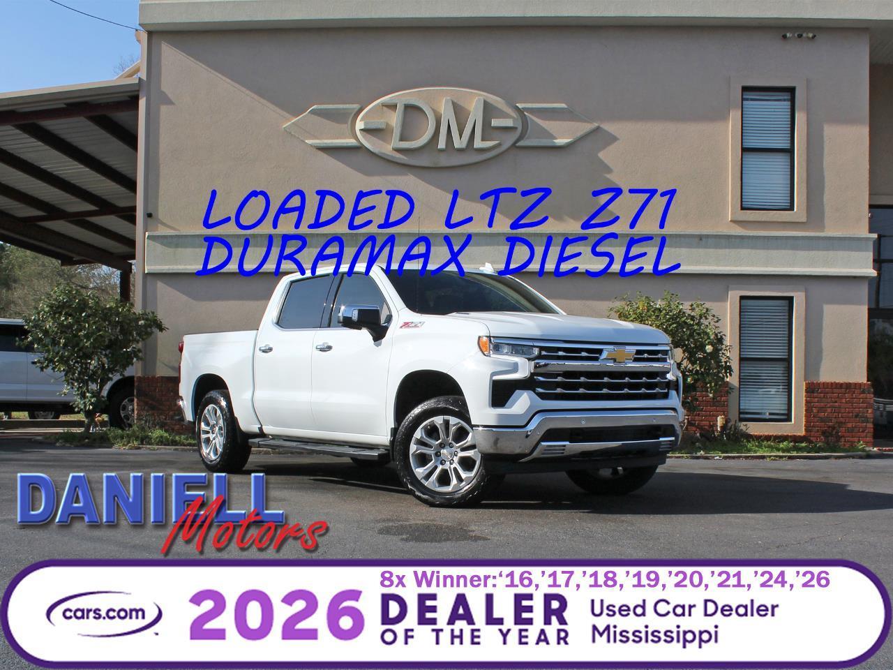 2024 Chevrolet Silverado 1500 LTZ Crew Cab 4WD