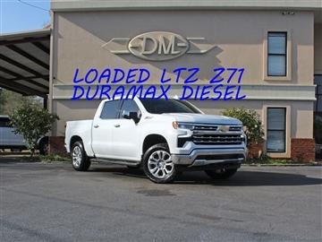 2024 Chevrolet Silverado 1500 LTZ Crew Cab 4WD