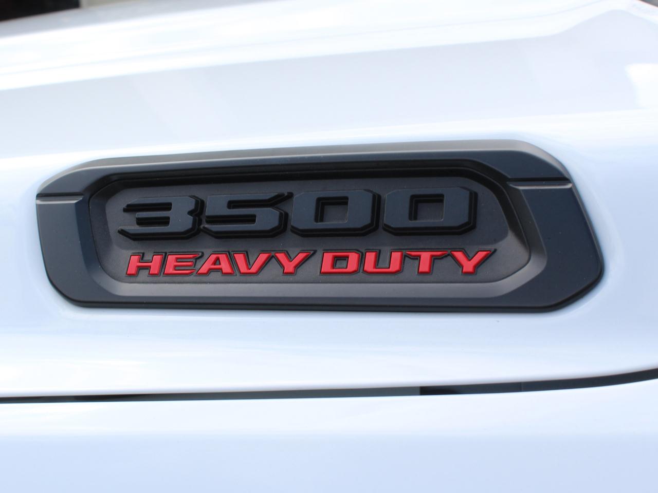 RAM 3500 Crew Cab 4WD DRW 2024