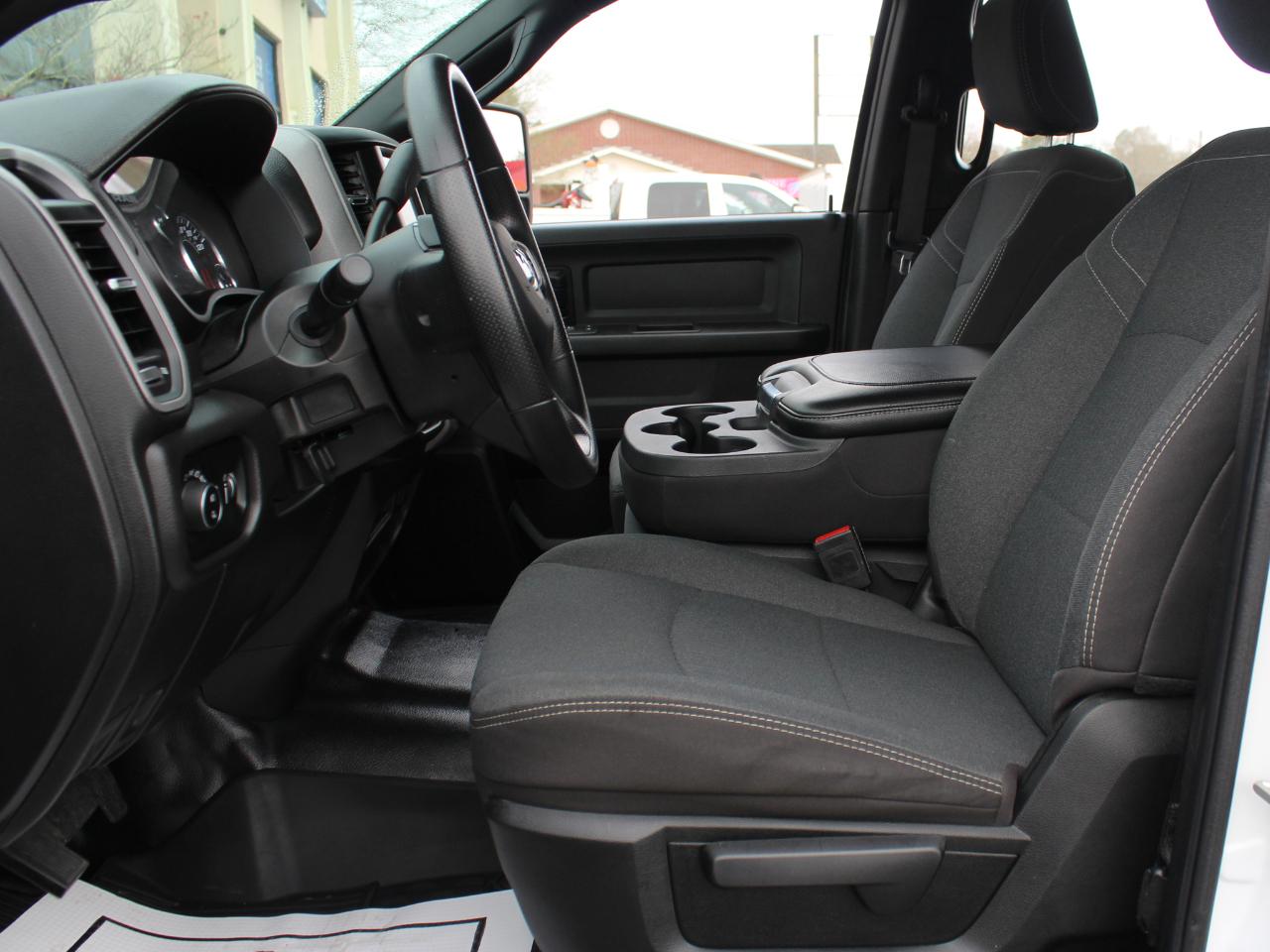 RAM 2500 Tradesman Crew Cab LWB 4WD 2024