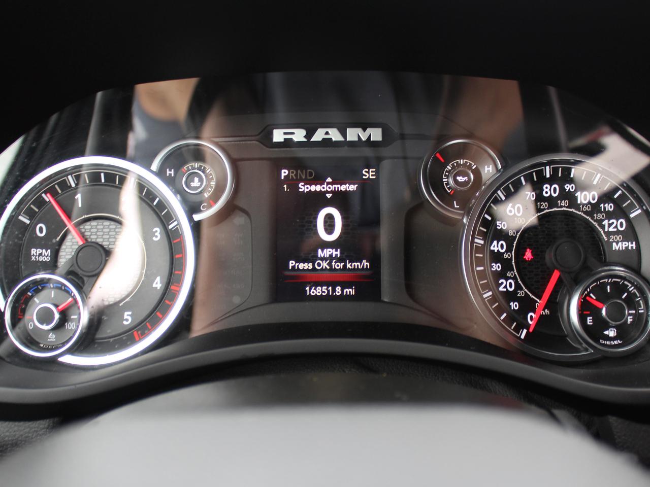 RAM 2500 Tradesman Crew Cab LWB 4WD 2024