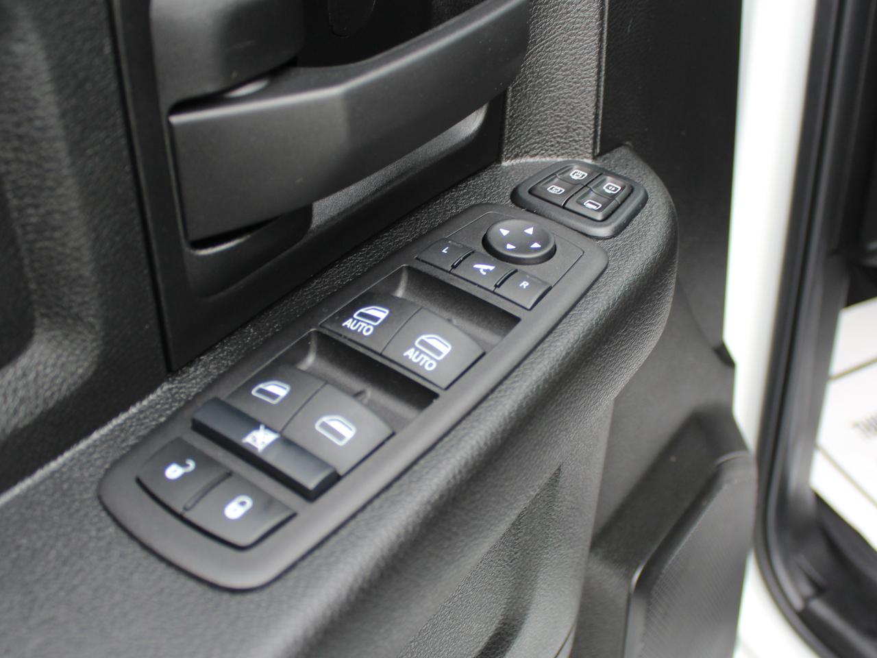 RAM 2500 Tradesman Crew Cab LWB 4WD 2024