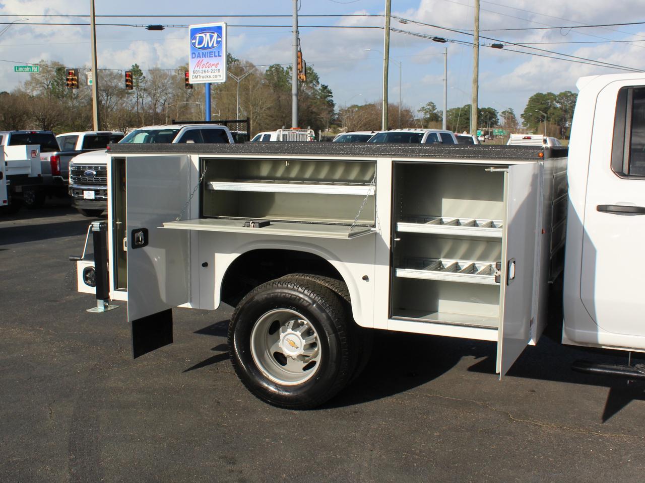 Chevrolet Silverado 3500HD Work Truck Crew Cab Long Box 4WD 2024