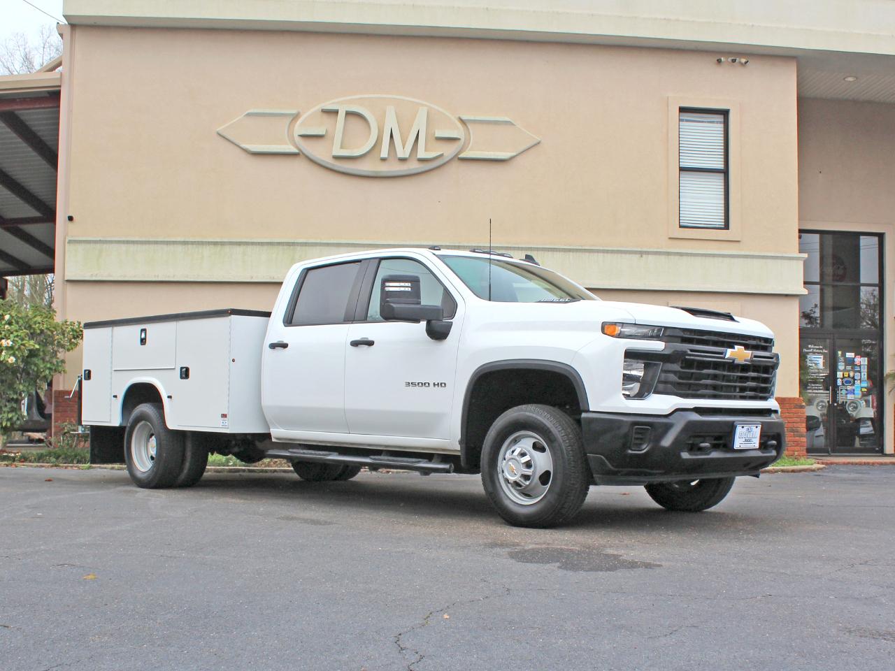 Chevrolet Silverado 3500HD Work Truck Crew Cab Long Box 4WD 2024