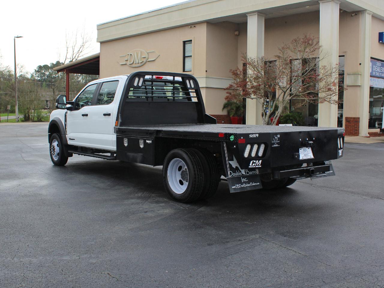 Ford F-450 SD Crew Cab DRW 4WD 2024