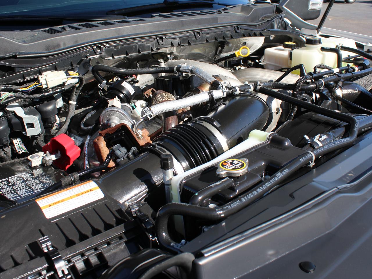 Ford F-350 SD XL Crew Cab Long Bed DRW 4WD 2025