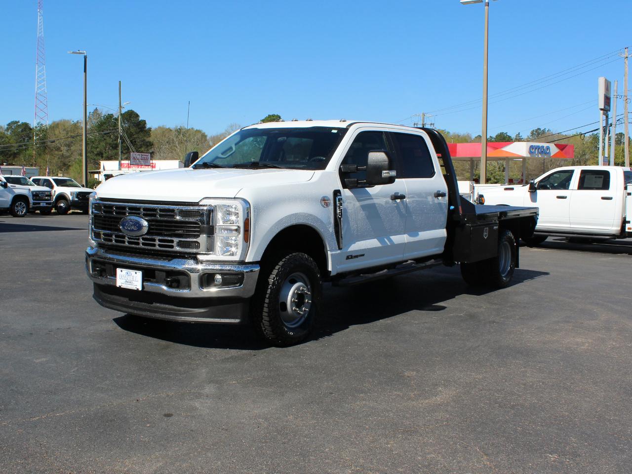 Ford F-350 SD XL Crew Cab Long Bed DRW 4WD 2024