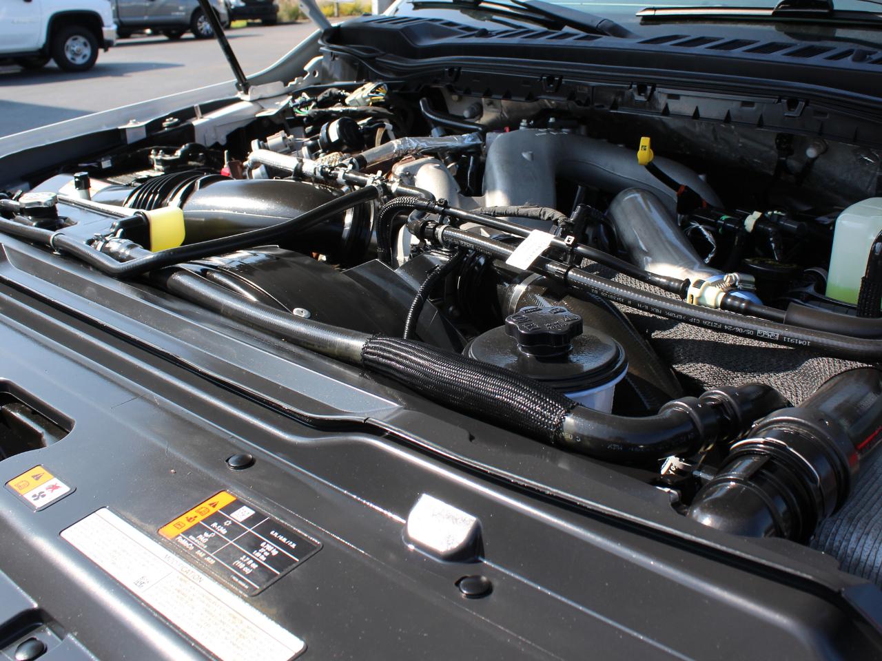 Ford F-350 SD XL Crew Cab Long Bed DRW 4WD 2024