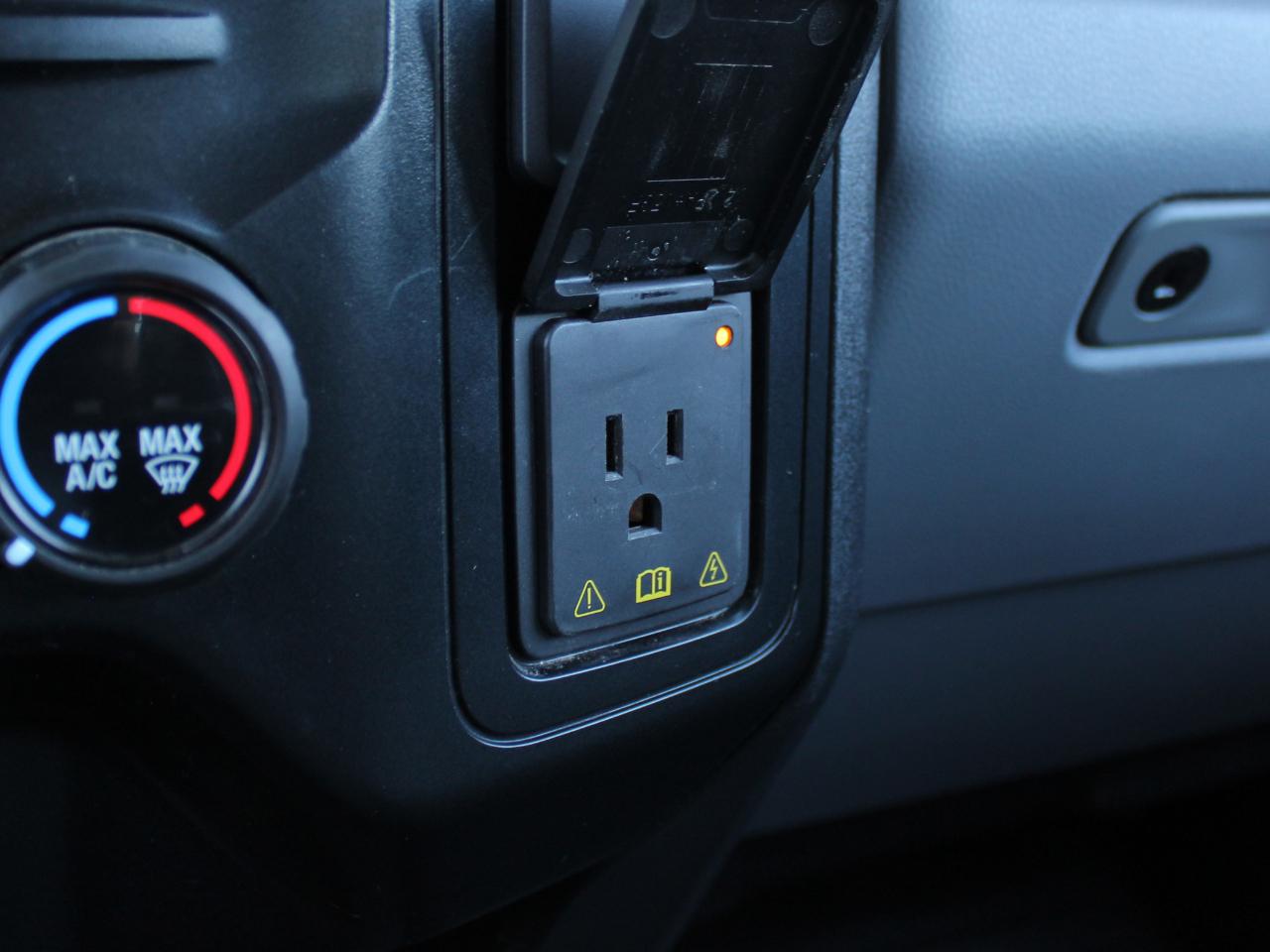 Ford F-350 SD XL Crew Cab Long Bed DRW 4WD 2024