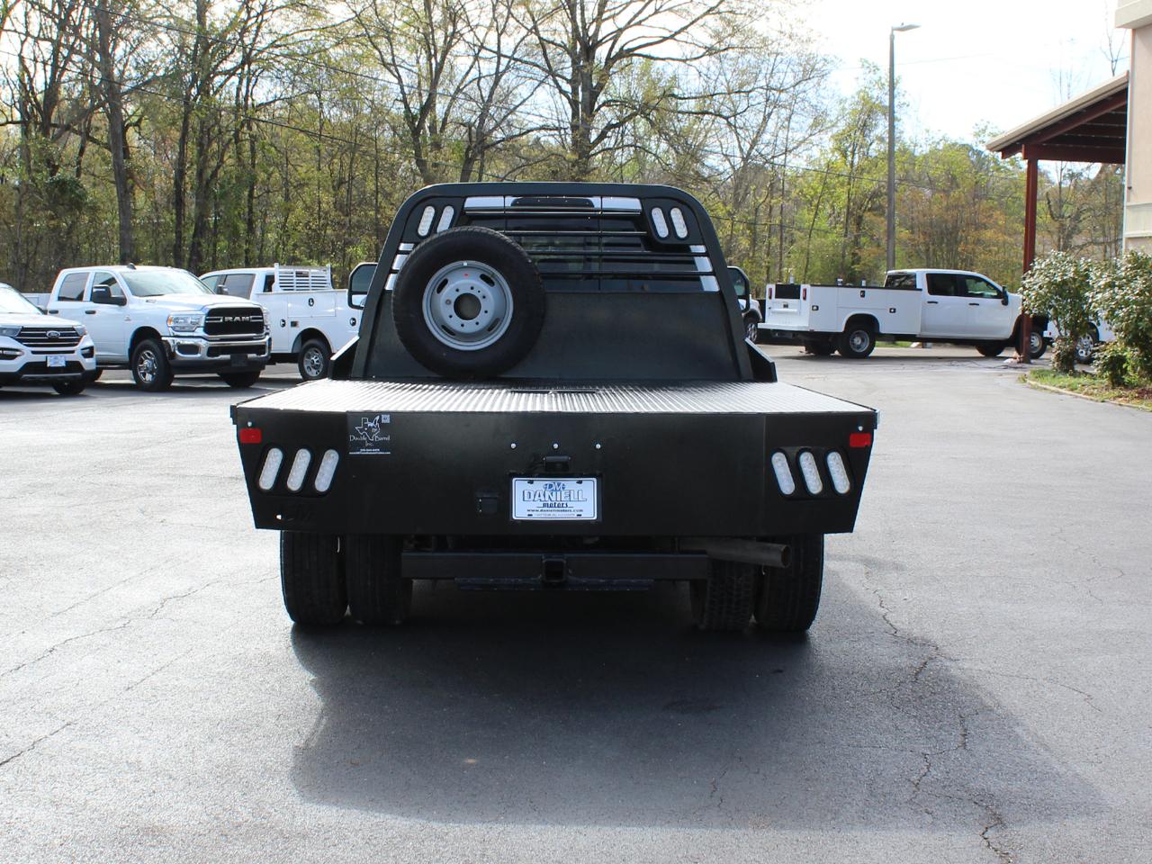 Ford F-350 SD XL Crew Cab Long Bed DRW 4WD 2024