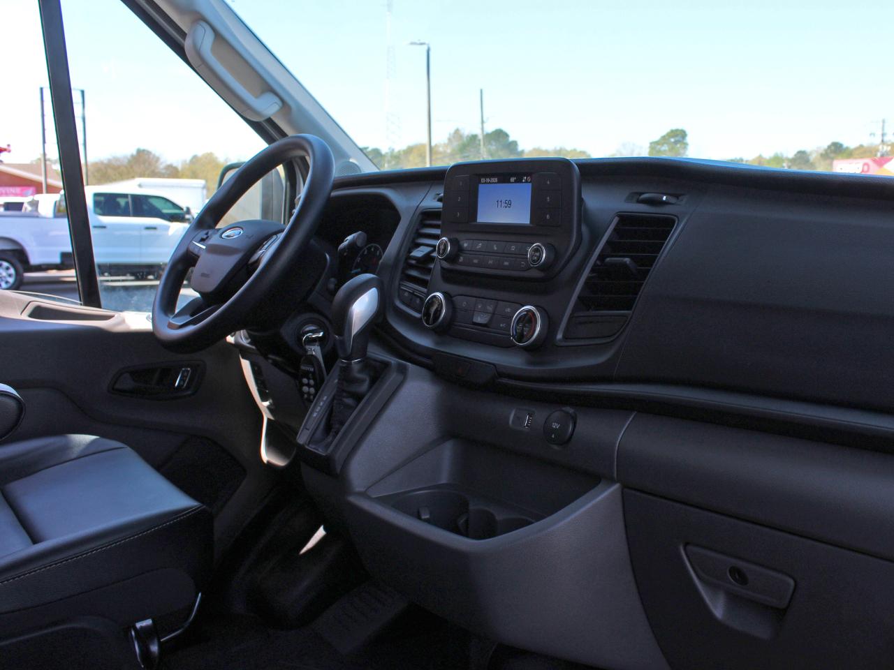 Ford Transit T-350 2024