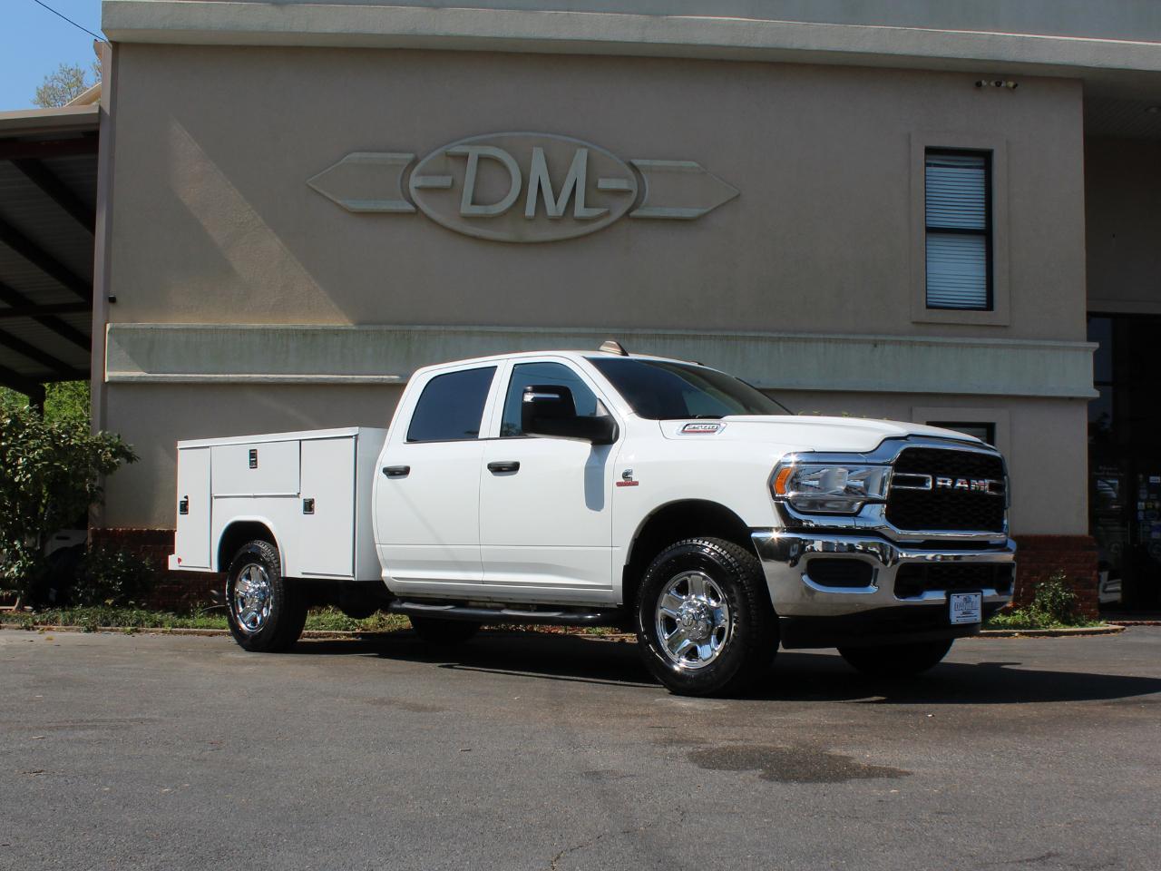 RAM 2500 Tradesman Crew Cab LWB 4WD 2024