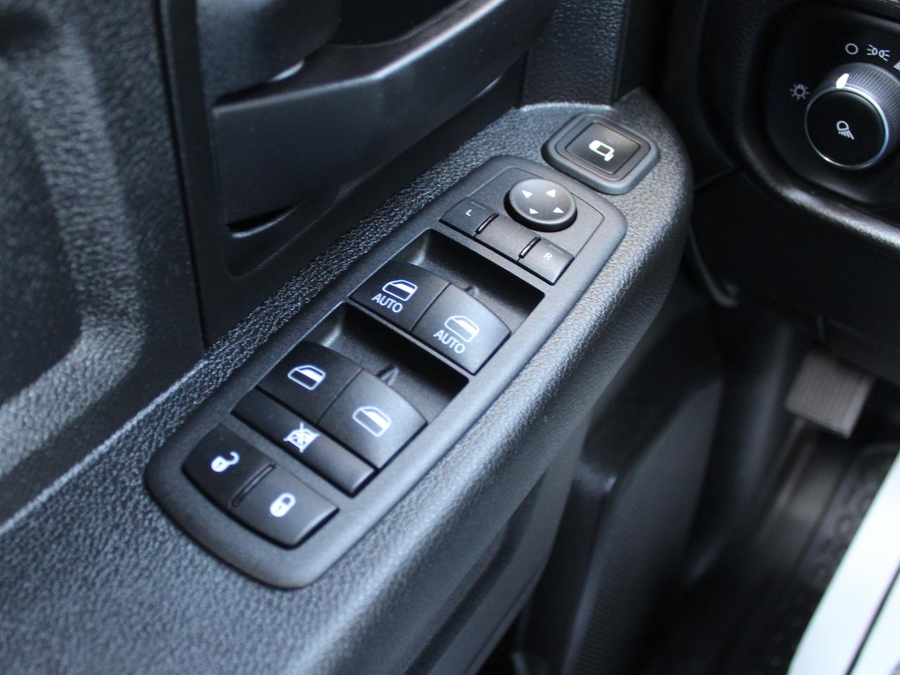 RAM 2500 Tradesman Crew Cab LWB 4WD 2024