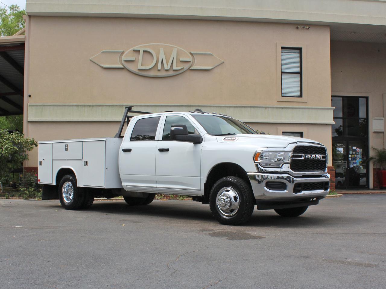 RAM 3500 Crew Cab 4WD DRW 2024
