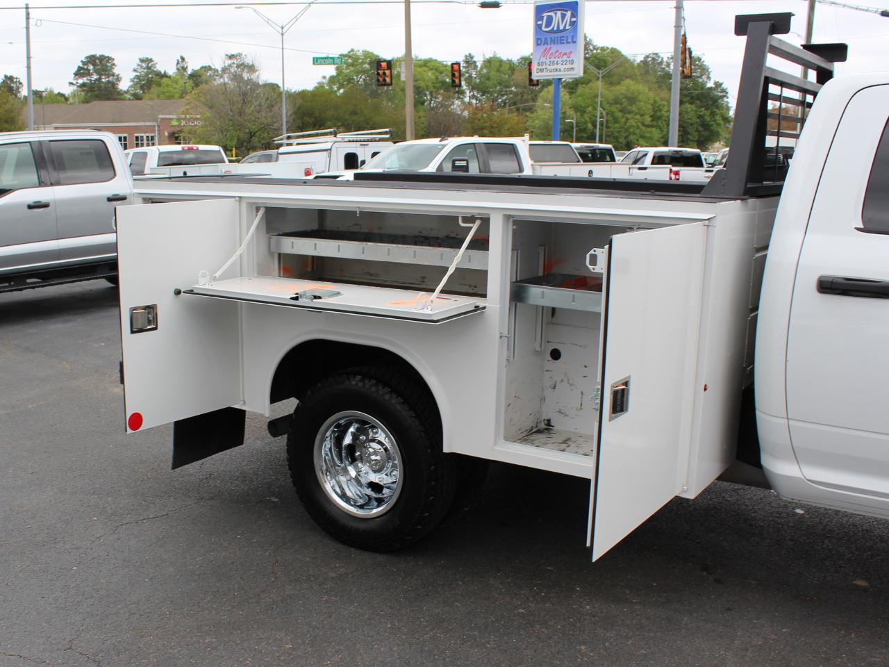 RAM 3500 Crew Cab 4WD DRW 2024