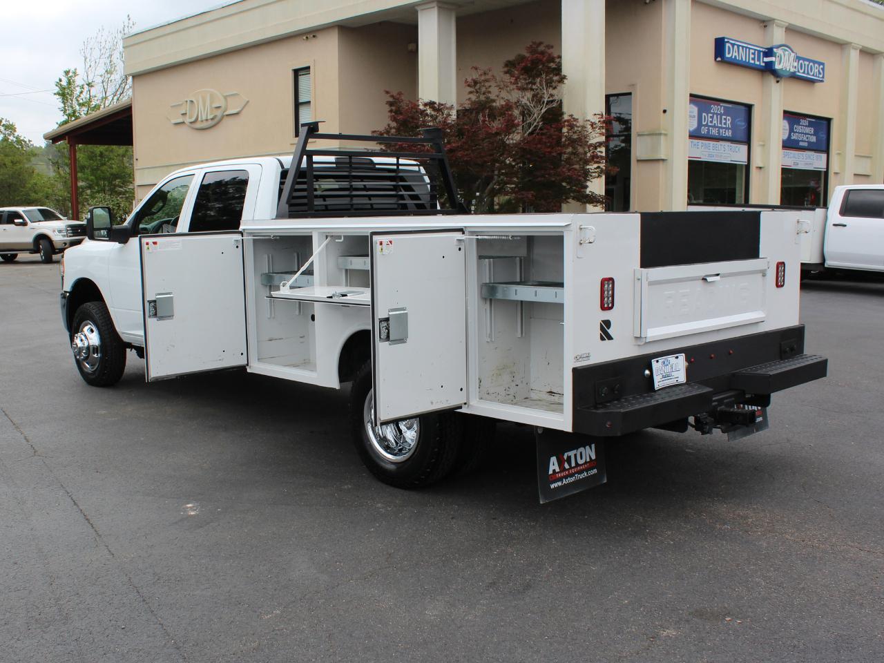 RAM 3500 Crew Cab 4WD DRW 2024