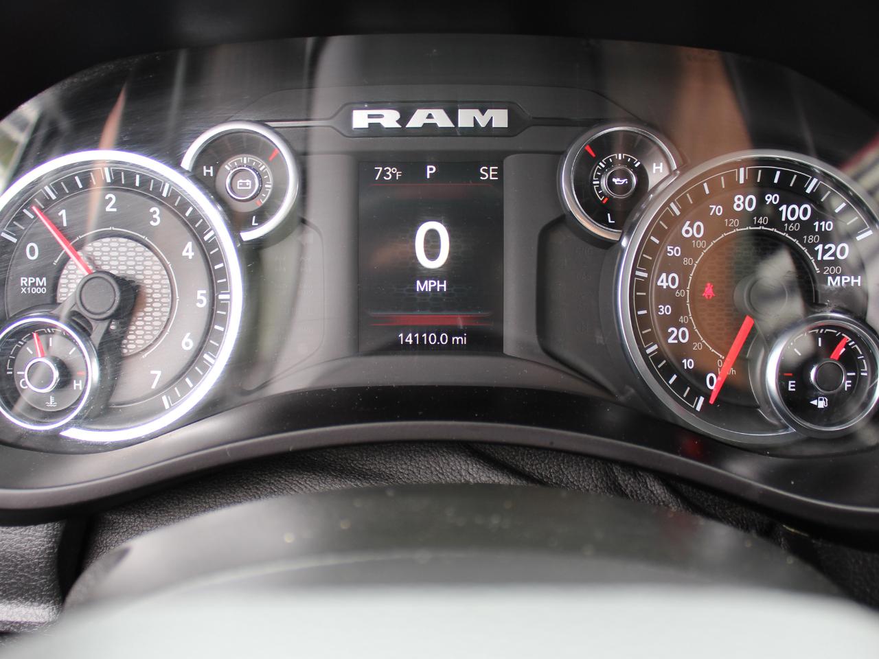 RAM 3500 Crew Cab 4WD DRW 2024