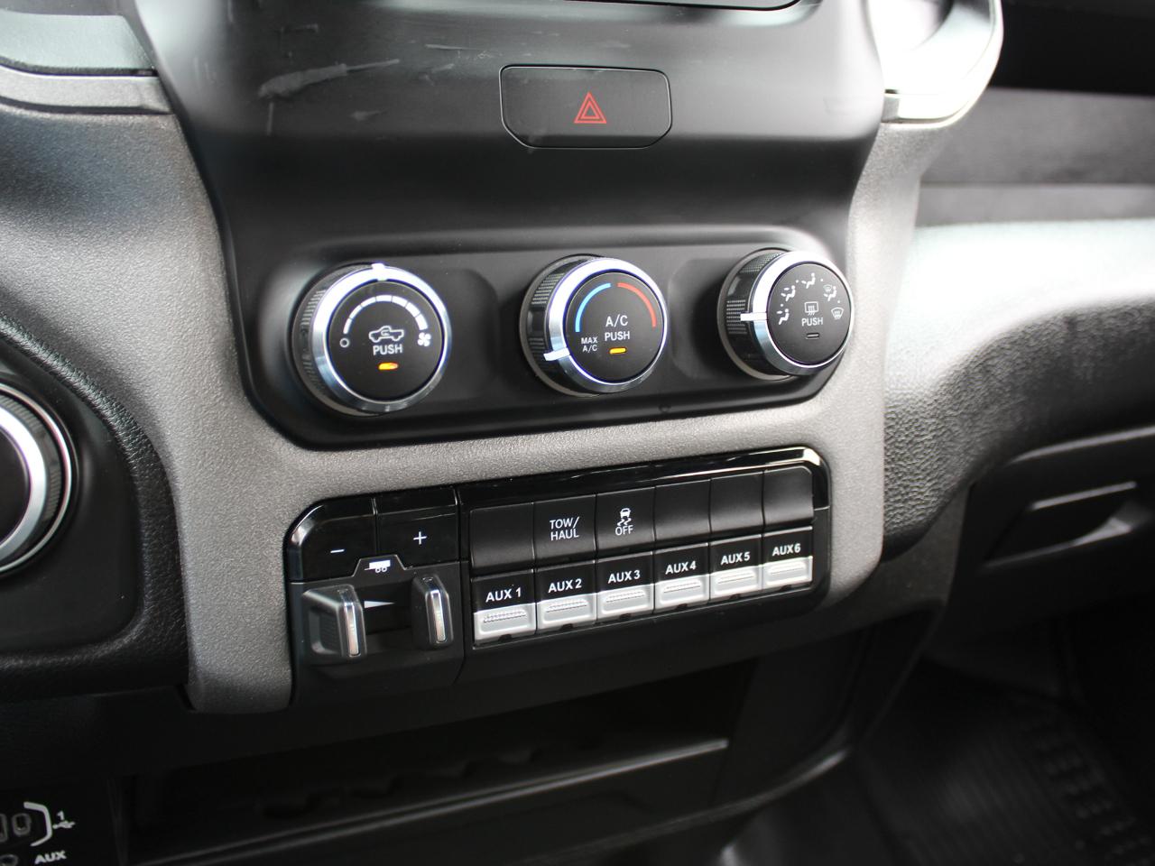 RAM 3500 Crew Cab 4WD DRW 2024