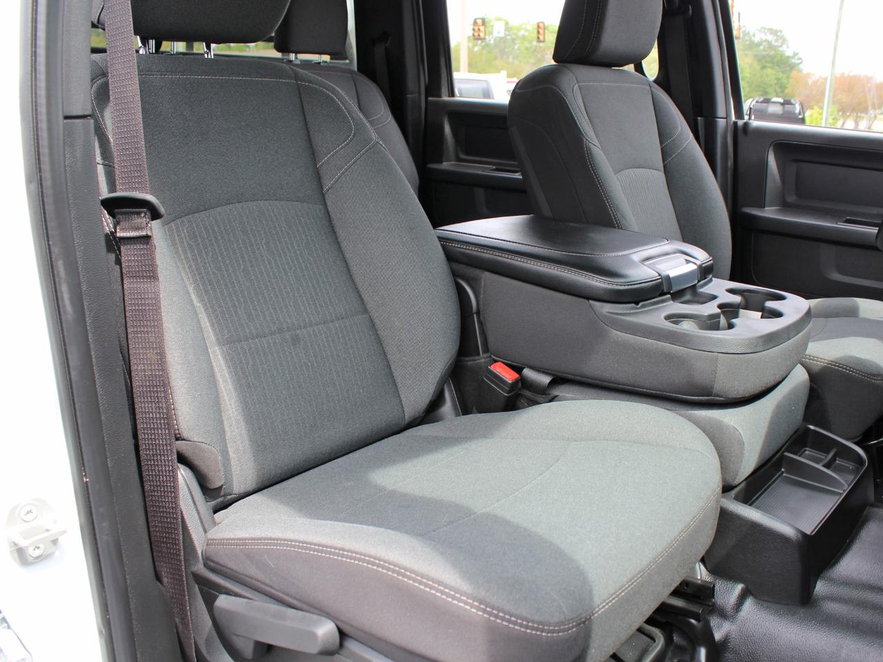 RAM 3500 Crew Cab 4WD DRW 2024