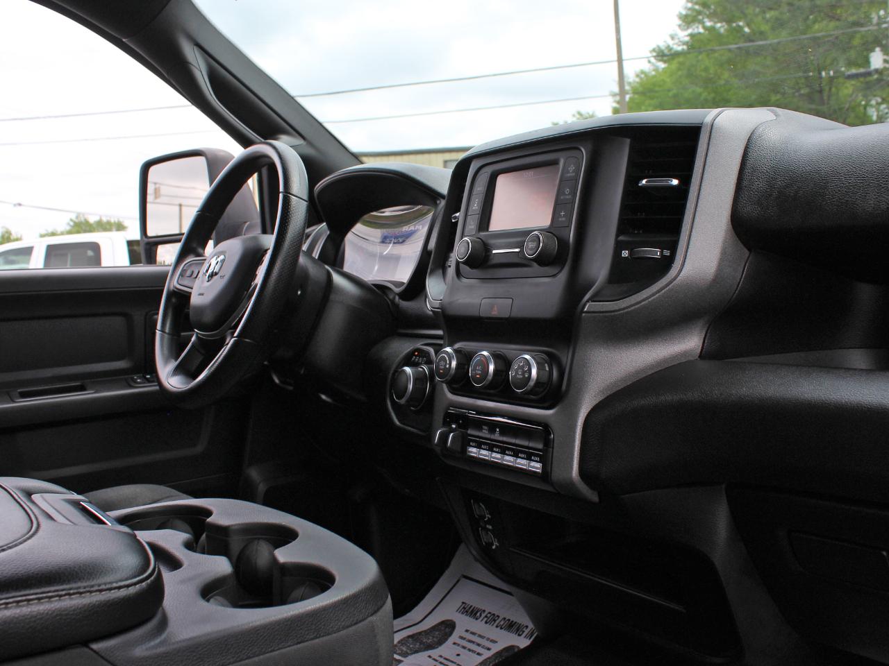 RAM 3500 Crew Cab 4WD DRW 2024